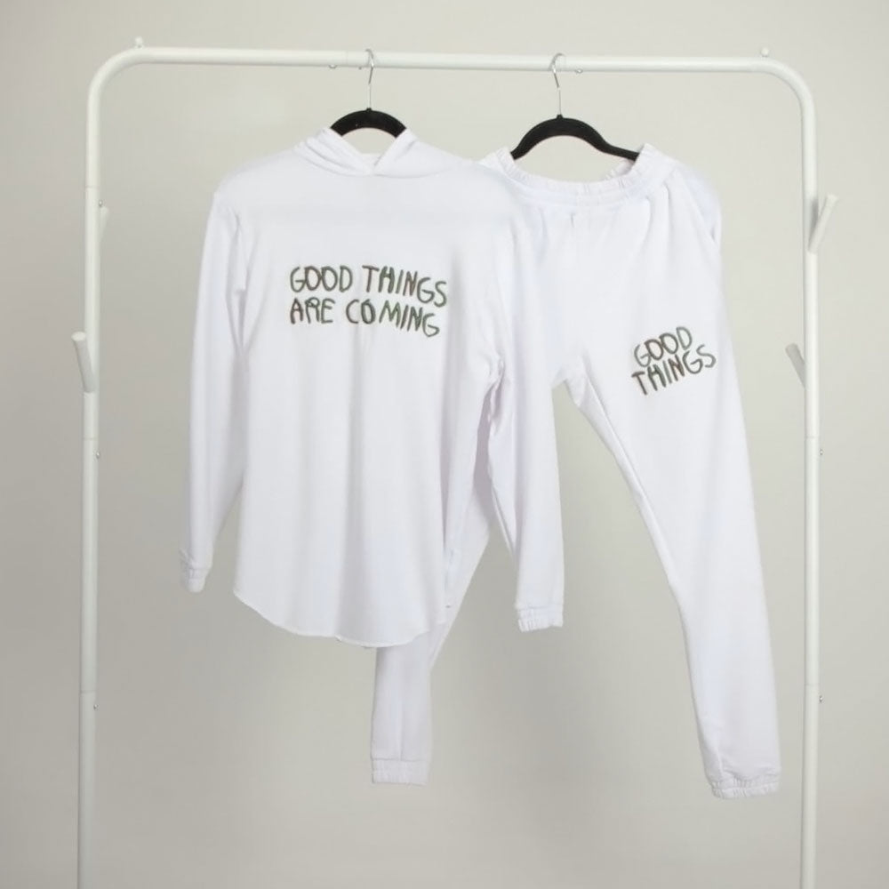 Good things are coming | Relaxed Fit